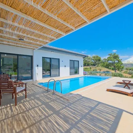 Hillside Villa Yakacik