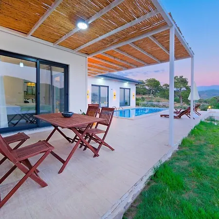 Villa Hillside