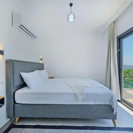 Villa Hillside